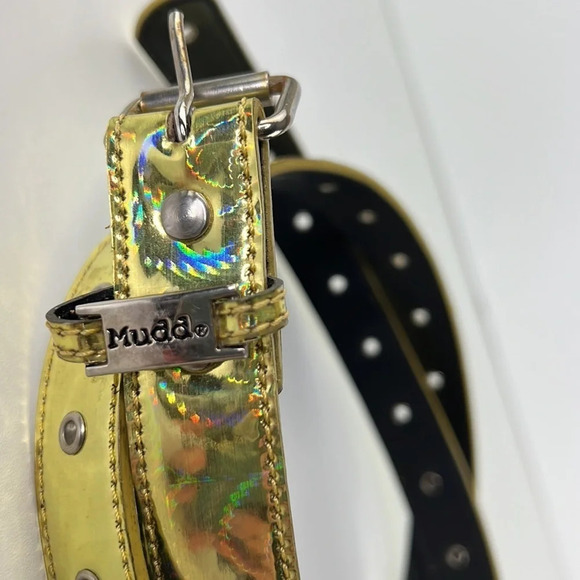MUDD Gold Metallic Belt - Picture 2 of 5